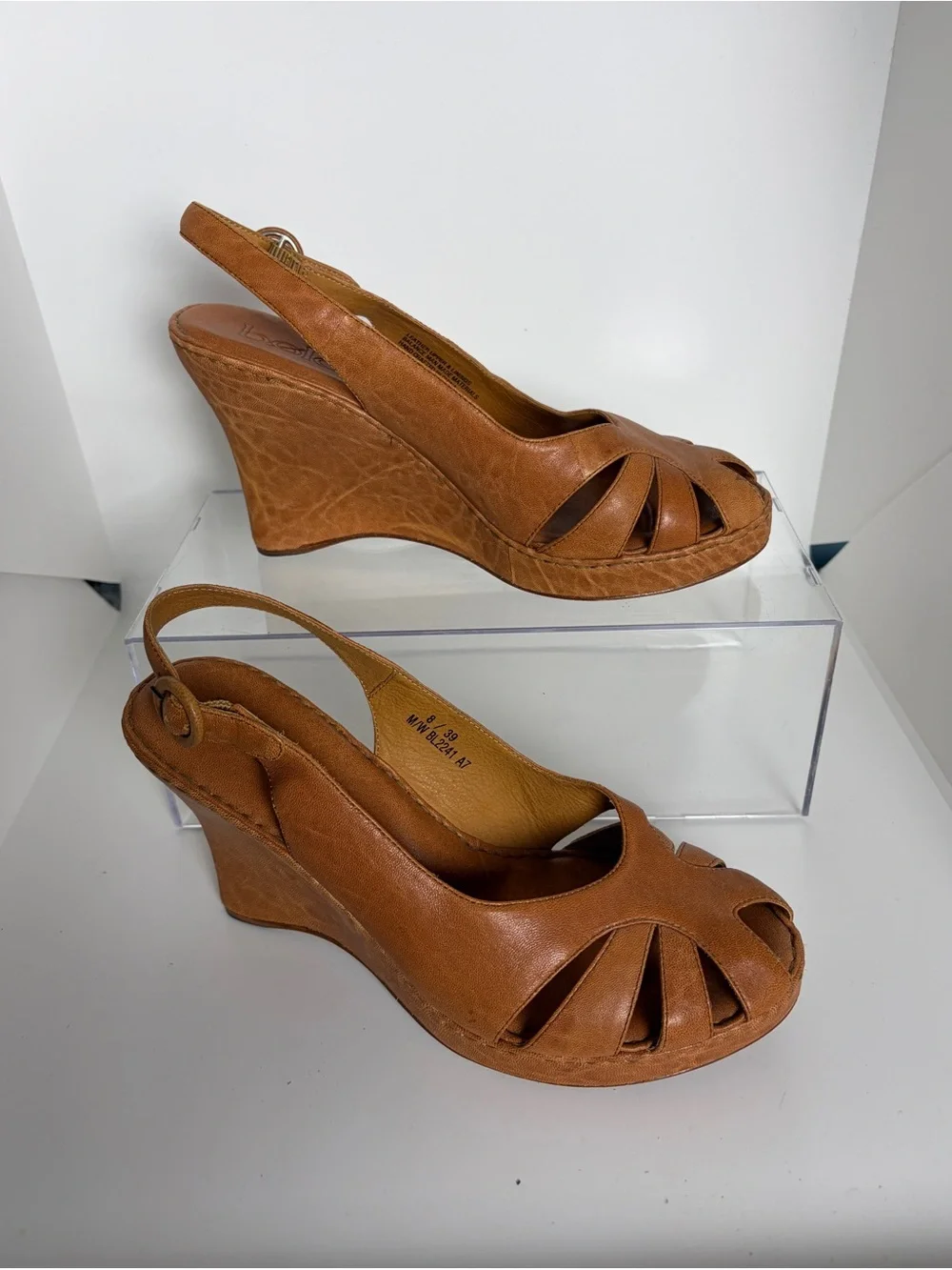 Bolo Leather Peep-Toe Slingback Wedge Sandals in Cognac; Size 8/39; Made by Born
